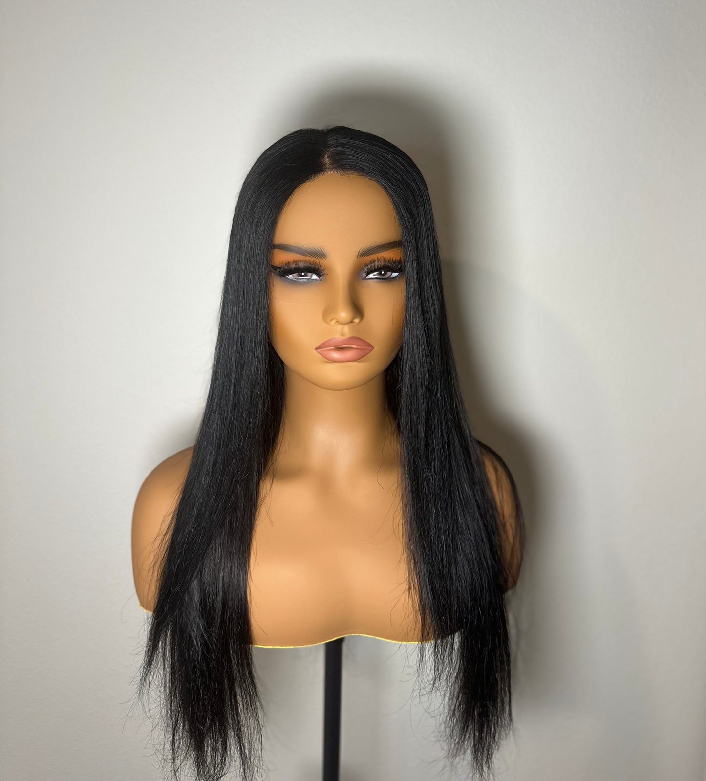 Silky Straight Bundles